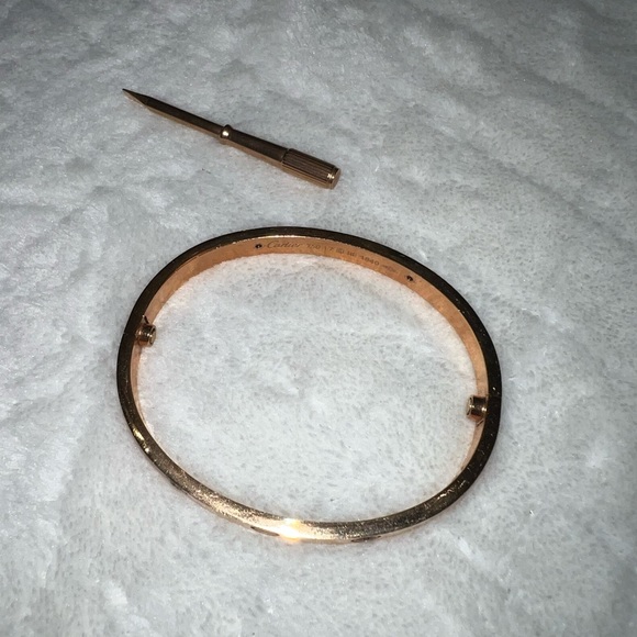 Rose Gold Love-Style Bracelet With Diamonds - Picture 4 of 8